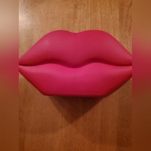 Target Hot Pink Lip-Shaped Makeup Brush Holder